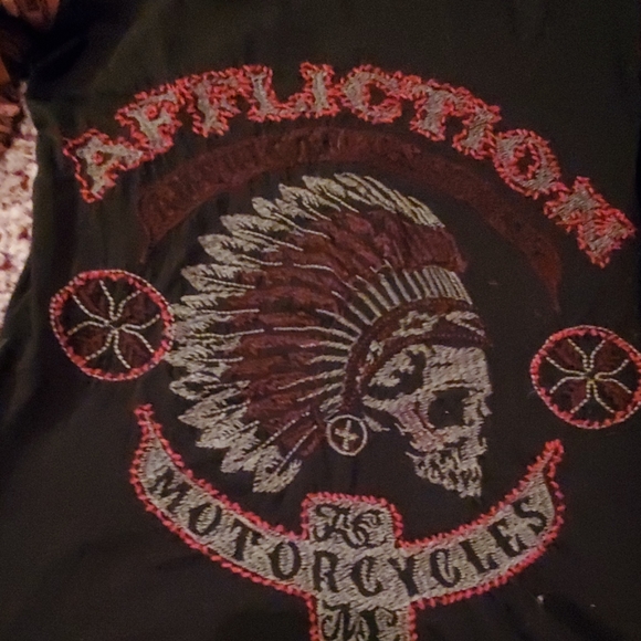 Top - Picture 2 of 6